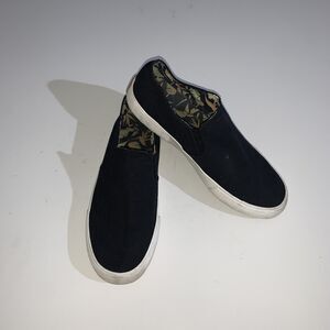 Vionic Canvas Shoes Womens Size 8.5 Black Groove Slip On Comfort Sneakers